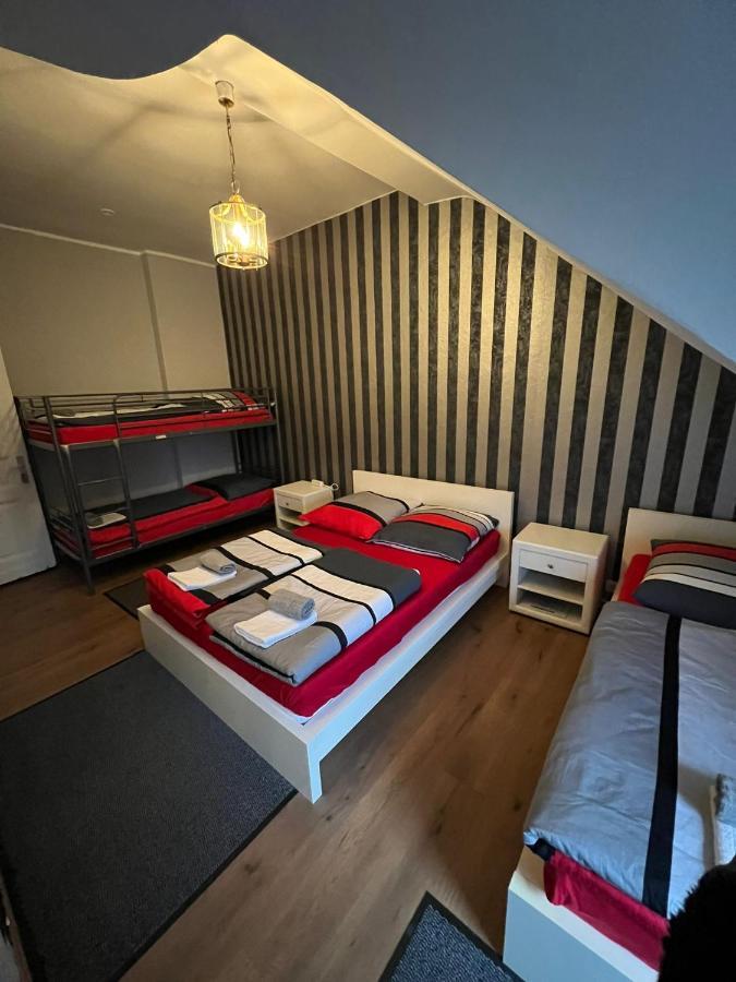 Adam'S Hostel - Self Check-In & Only Private Rooms Dusseldorf Luaran gambar