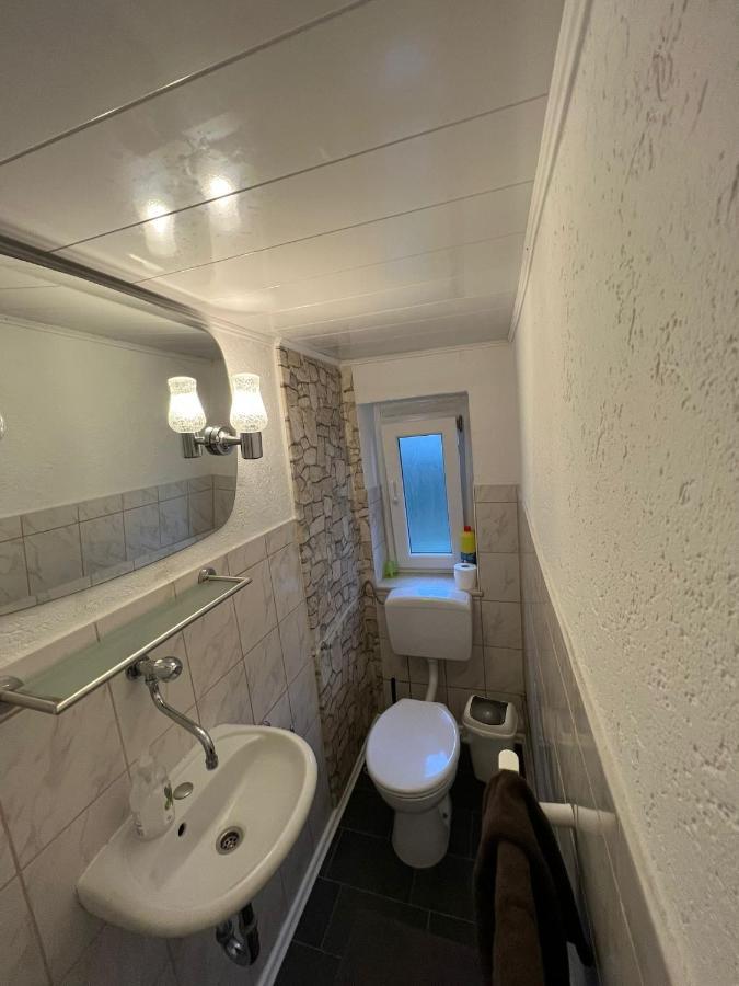 Adam'S Hostel - Self Check-In & Only Private Rooms Dusseldorf Luaran gambar