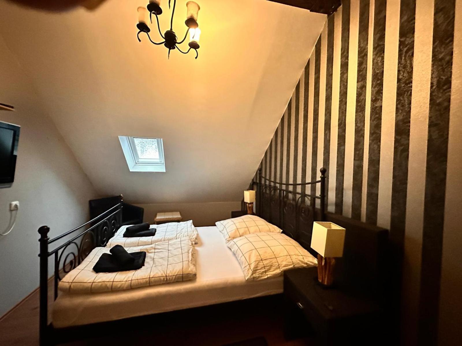 Adam'S Hostel - Self Check-In & Only Private Rooms Dusseldorf Luaran gambar